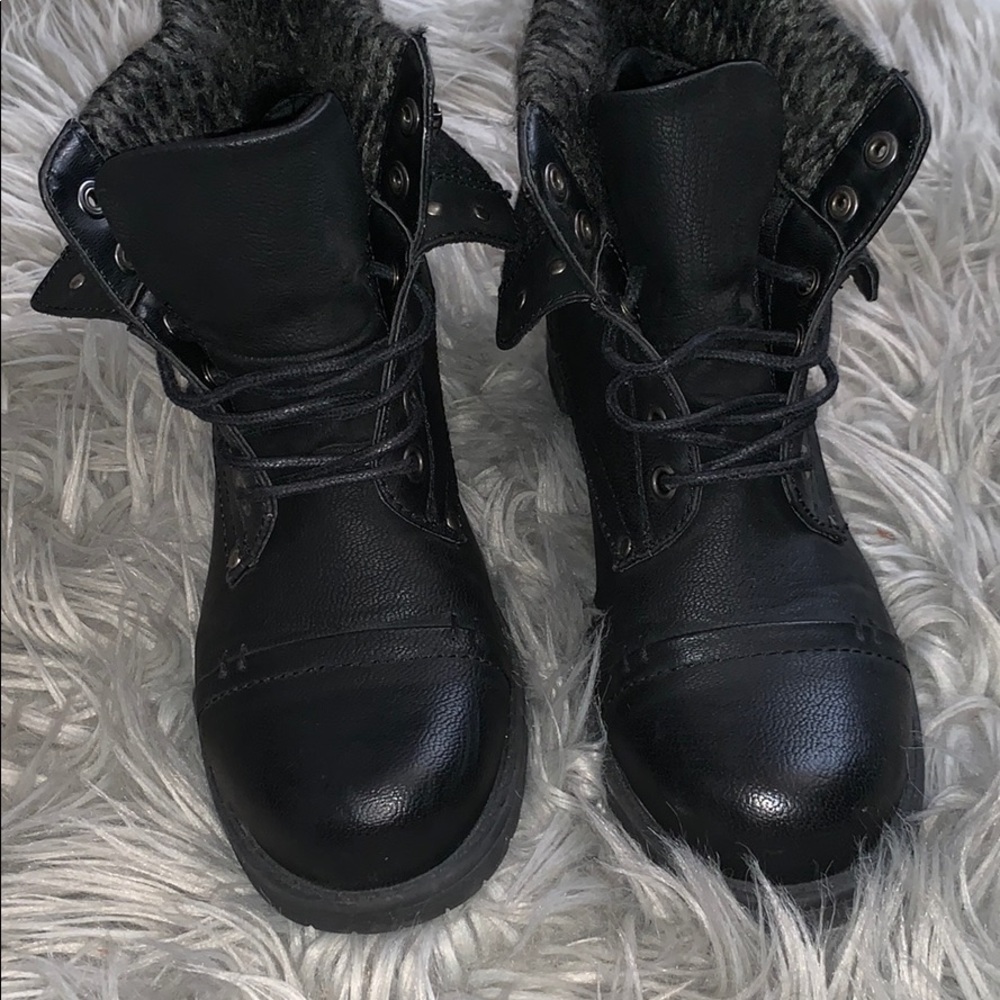 Booties - Picture 3 of 3